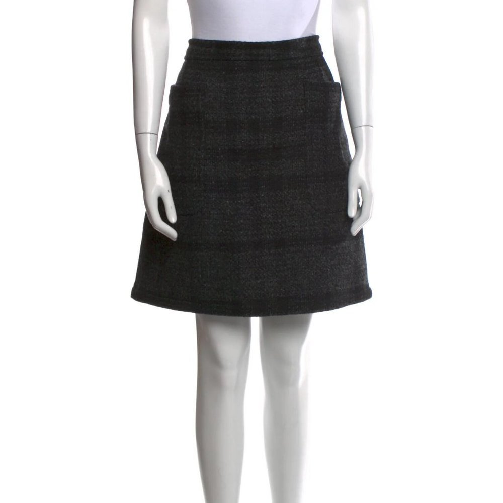 BURBERRY GRAY AND BLACK CHECK WOOL SKIRT